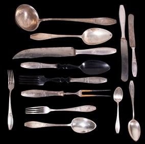SILVER-PLATE FLATWARE SET