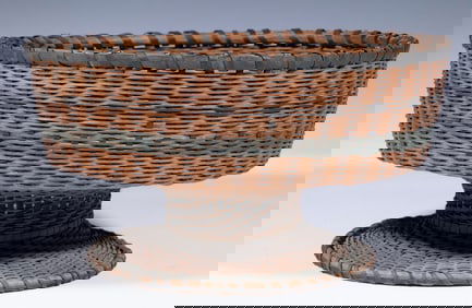 MAINE NATIVE AMERICAN SPLINT FOOTED BASKET