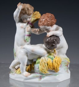MEISSEN PORCELAIN PUTTI FIGURAL GROUP