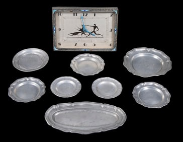 MINIATURE PEWTER PLATES & ART DECO DESK CLOCK