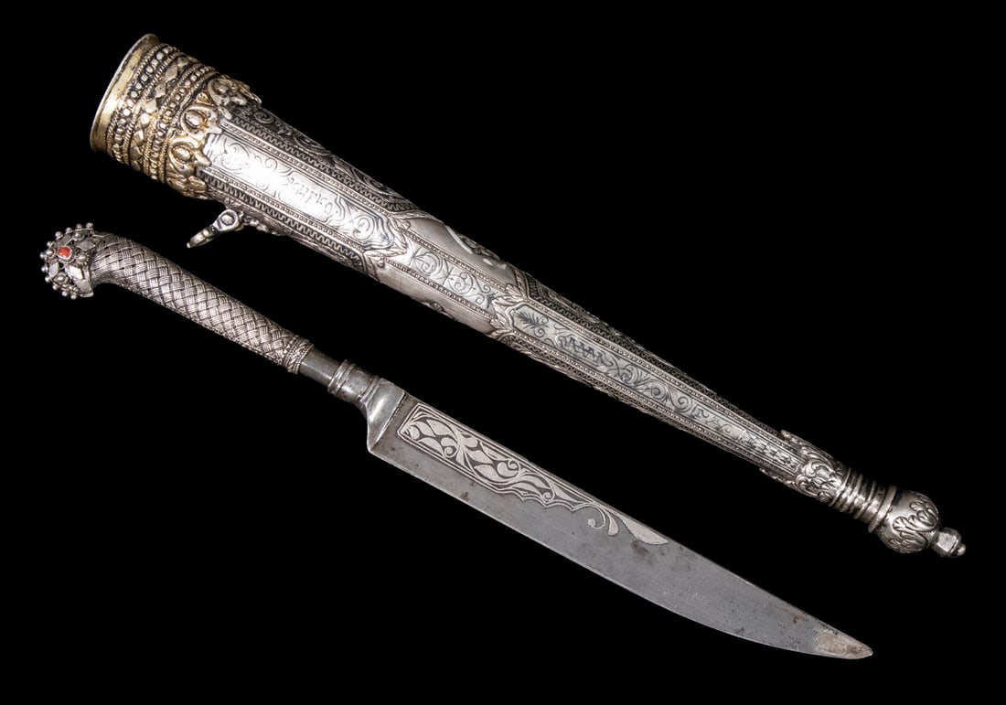 SOUTH ASIAN UTENSILS HOLDER WITH KNIFE (1 of 4)