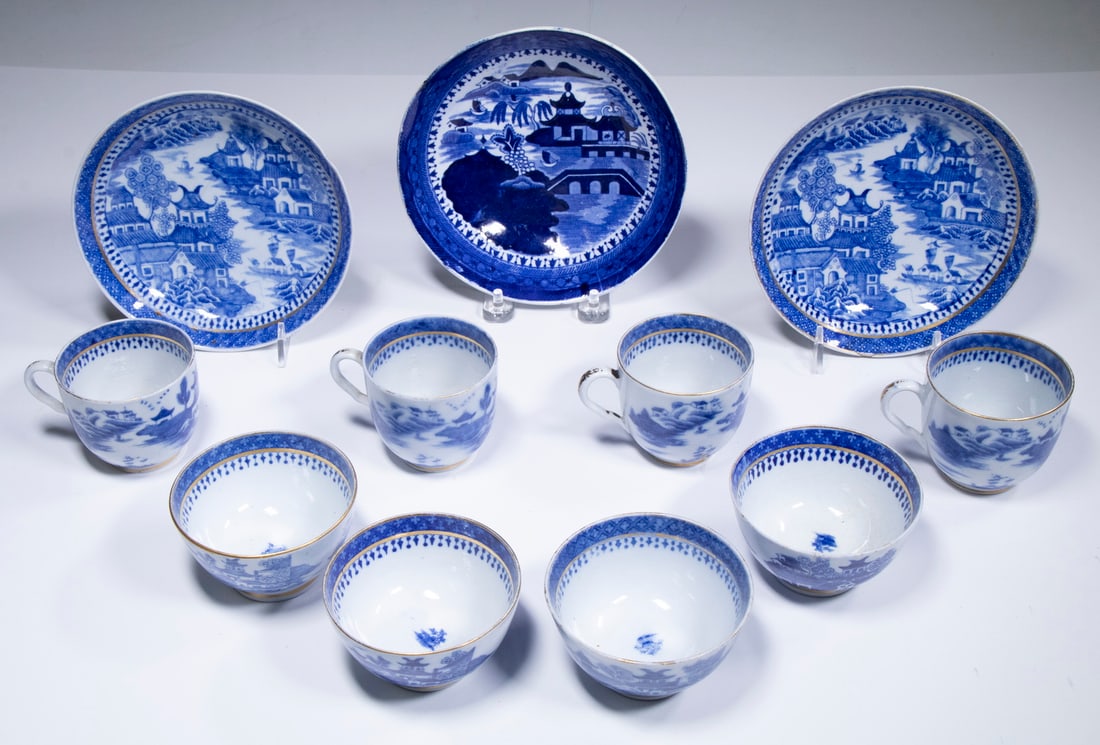 (11 PCS) CHINESE NANKING BLUE & WHITE PORCELAIN DISHES (1 of 4)