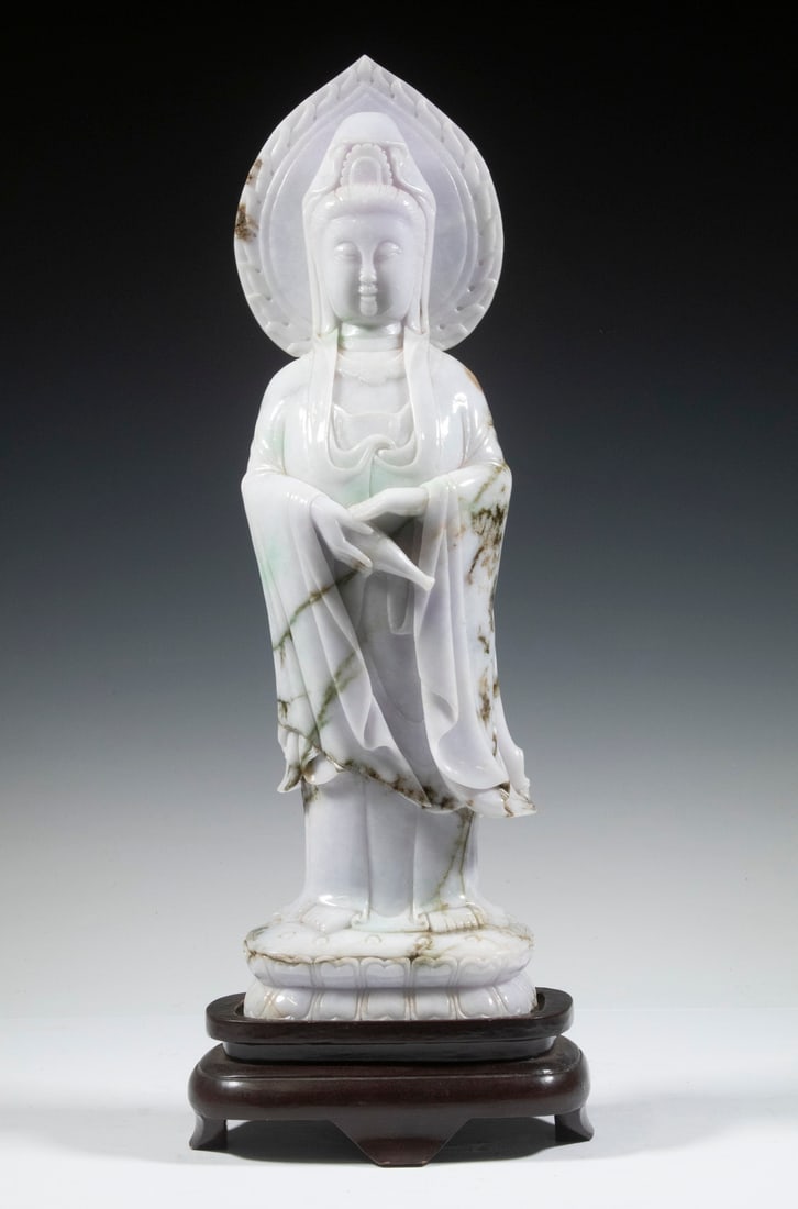 LARGE JADE SCULPTURE (1 of 4)