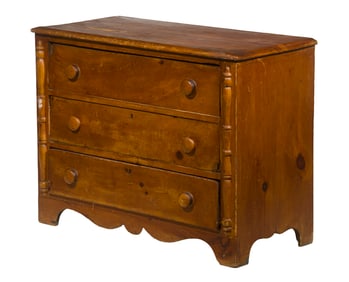 SMALL PINE CHEST