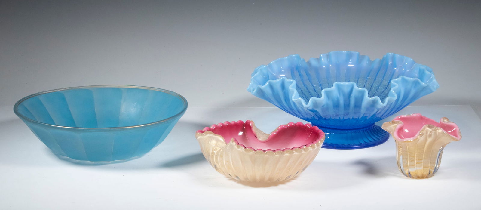 ART GLASS VESSELS (1 of 4)