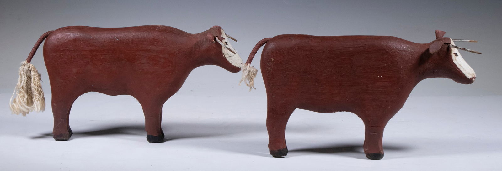 PR FOLK ART CARVED OXEN (1 of 2)