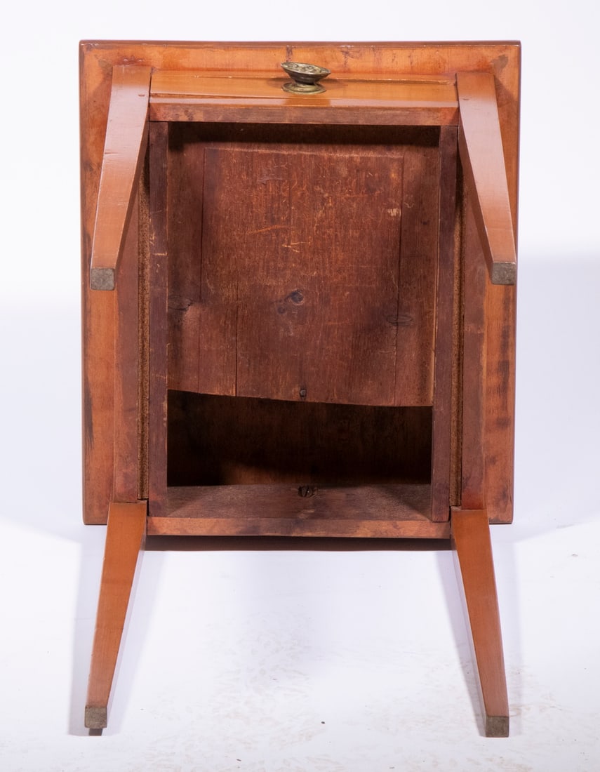 FEDERAL ONE-DRAWER STAND - 4