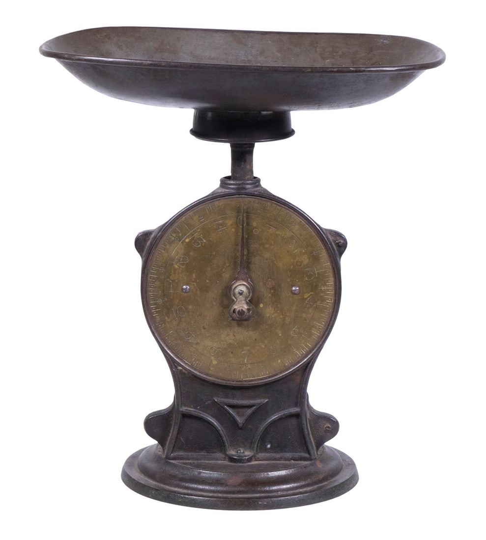 SALTER'S IMPROVED FAMILY SCALE NO. 50: SALTER'S IMPROVED FAMILY SCALE NO. 50 Early 20th c. Cast Iron Kitchen Scale, with brass face, maximum weight of 14-pounds. OS: 12 x 11 x 6 in. (30.5 x 27.9 x 15.2 cm.)