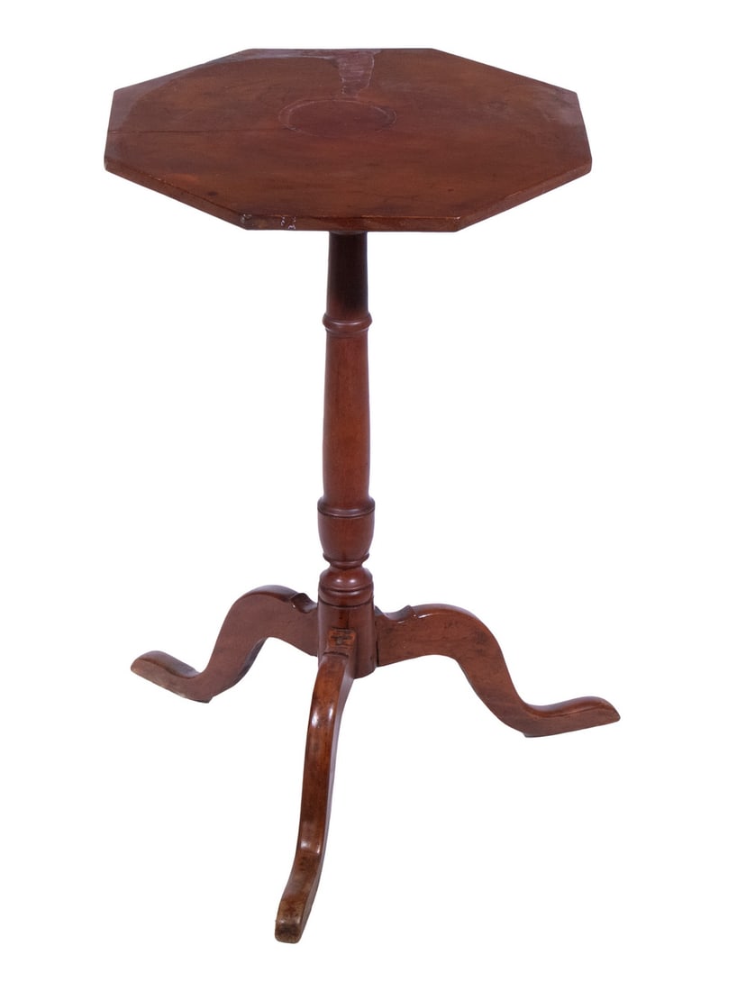 QUEEN ANNE OCTAGONAL CANDLESTAND (1 of 2)