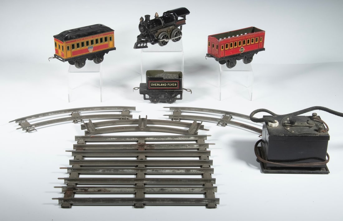 (31 PC) TOY TRAIN & ACCESSORIES LOT (HAFNER & LIONEL) (1 of 4)