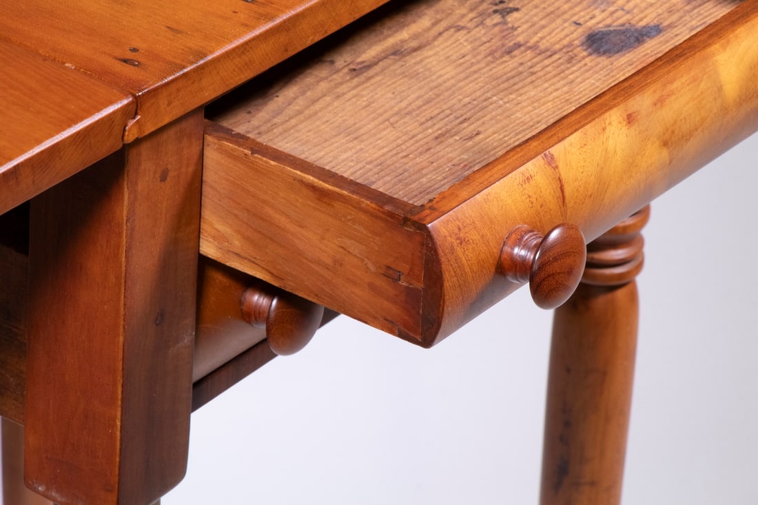 FEDERAL DROP LEAF STAND - 3