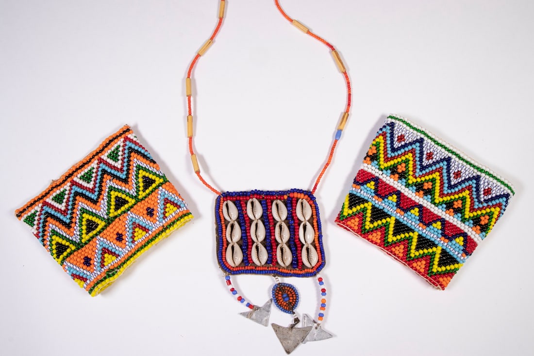 MAASAI BEADED NECKLACE & CUFF BRACELETS (1 of 2)