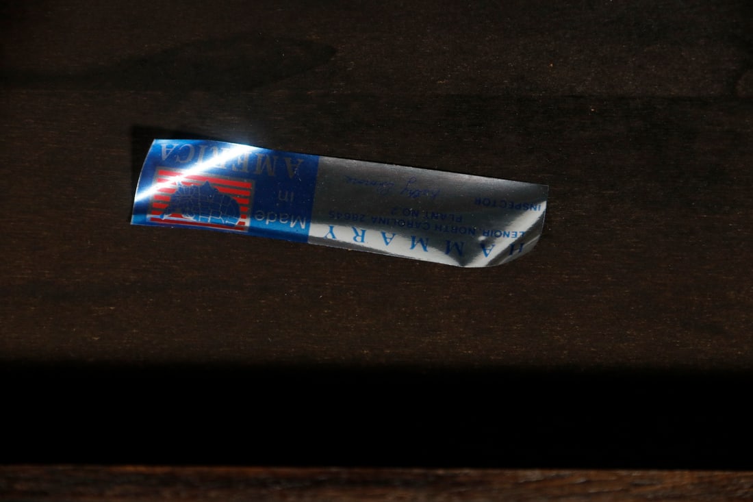 END TABLE WITH MAGAZINE RACK - 3