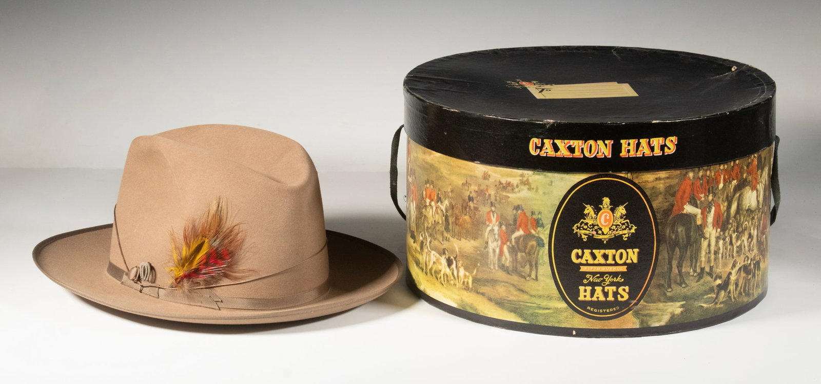 MID-20TH CENTURY CAXTON FELT HAT WITH ORIGINAL BOX (1 of 3)