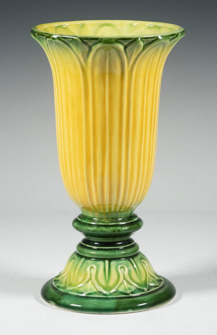 HULL POTTERY FOOTED VASE (1 of 2)