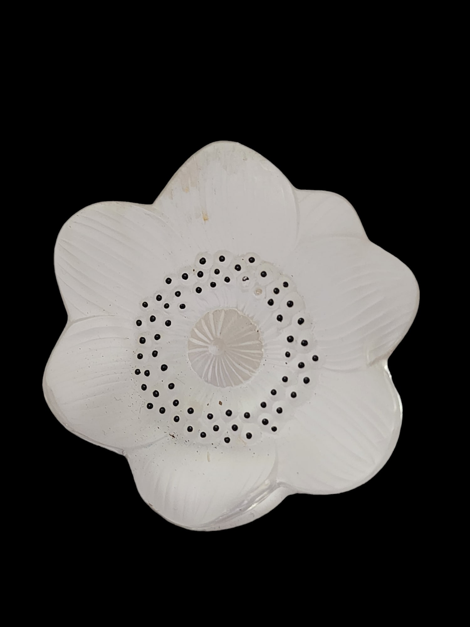 VINTAGE LALIQUE FRANCE GLASS ANEMONE FLOWER SCULPTURE: VINTAGE LALIQUE FRANCE GLASS ANEMONE FLOWER SCULPTURE, 3" BY 4.5", SIGNED.