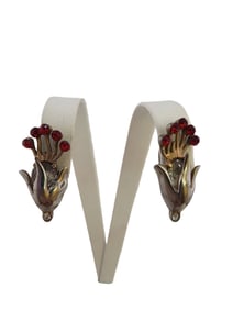 Vintage Well Made Early Glass 2 Tone Rhodium Plate Clip Earrings