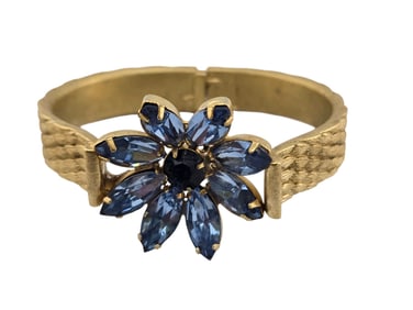 Beautiful unsigned glass rhinestone flower clamper bracelet