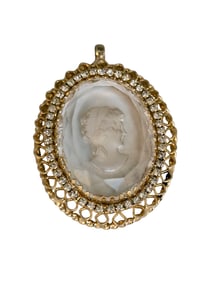 Vintage Signed Warner Glass Cameo Pendant