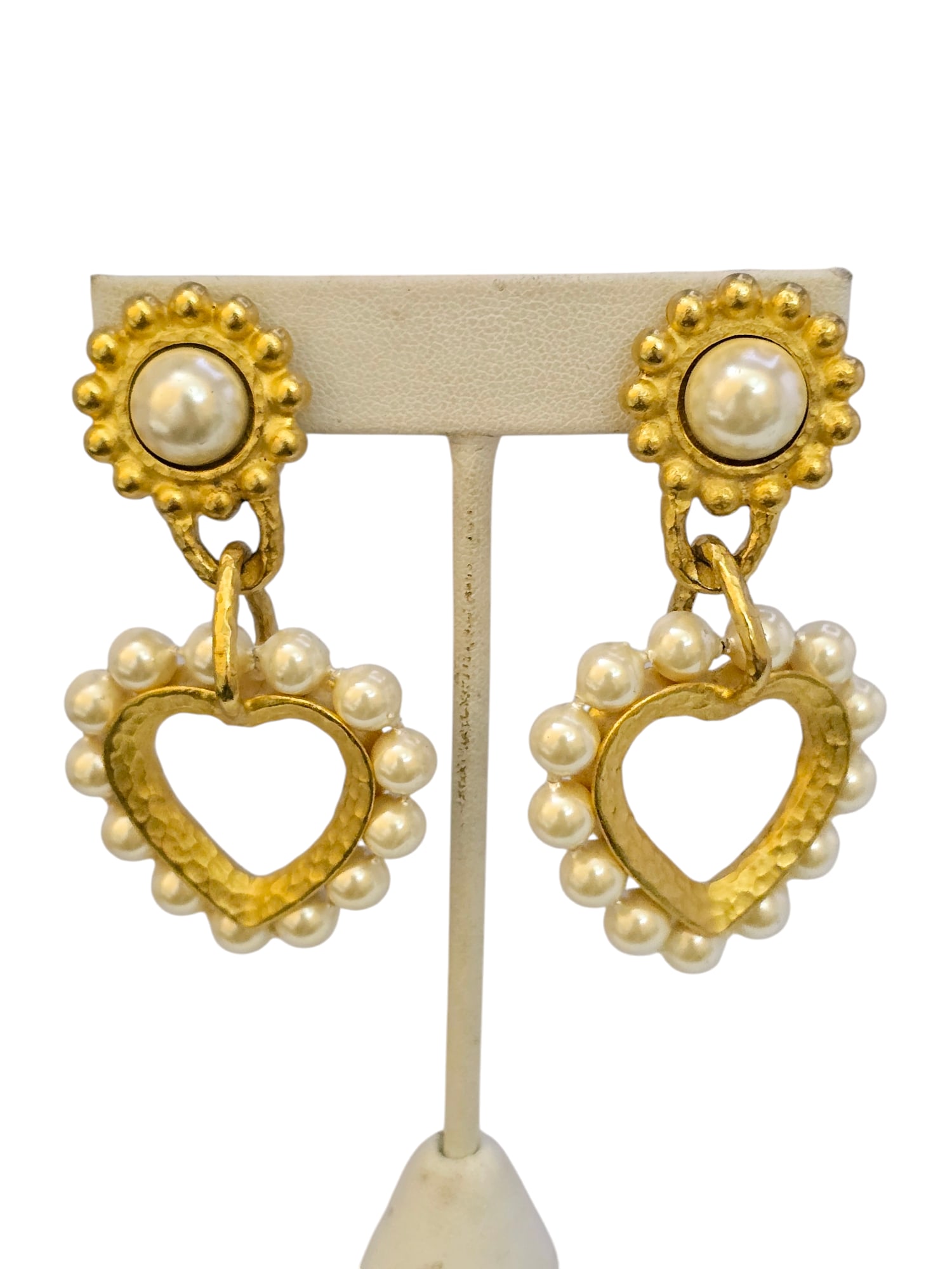 Vintage 80s Pearl and Matte Gold Heart Clip Earrings: Vintage 80s Pearl and Matte Gold Heart Clip Earrings, 2.5". Well made! WE OFFER IN-HOUSE SHIPPING VIA UPS AS WELL AS LIVE SHIPPING AND LOCAL PICK UP!