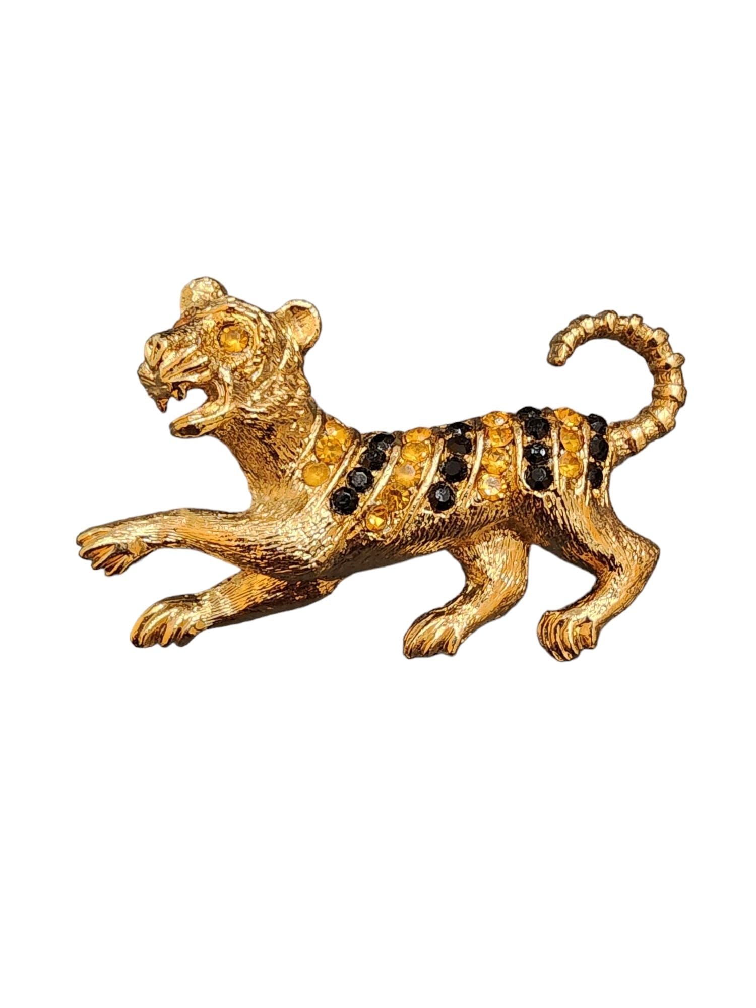 VINTAGE SIGNED HEAVYWEIGHT CORO RHINESTONE LEOPARD/TIGER BROOCH: Vintage Signed Heavyweight CORO Rhinestone Leopard/Tiger Brooch Size: 2.5" Color: Gold, Black Condition: Very good vintage Signed: Coro Details: Beautiful condition, nice detail and weight.