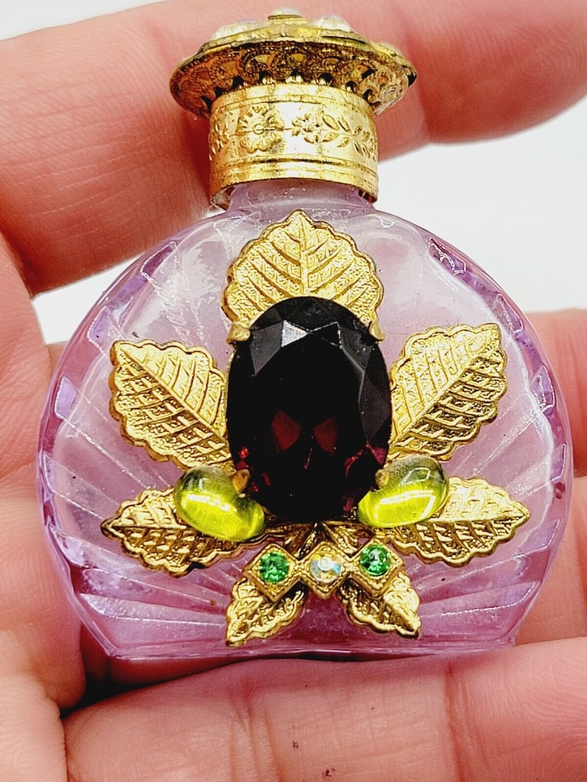 JEWELED LILAC GLASS RARE CZECHOSLOVAKIAN PERFUME BOTTLE (1 of 3)
