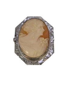 ANTIQUE STERLING SHELL CAMEO BROOCH