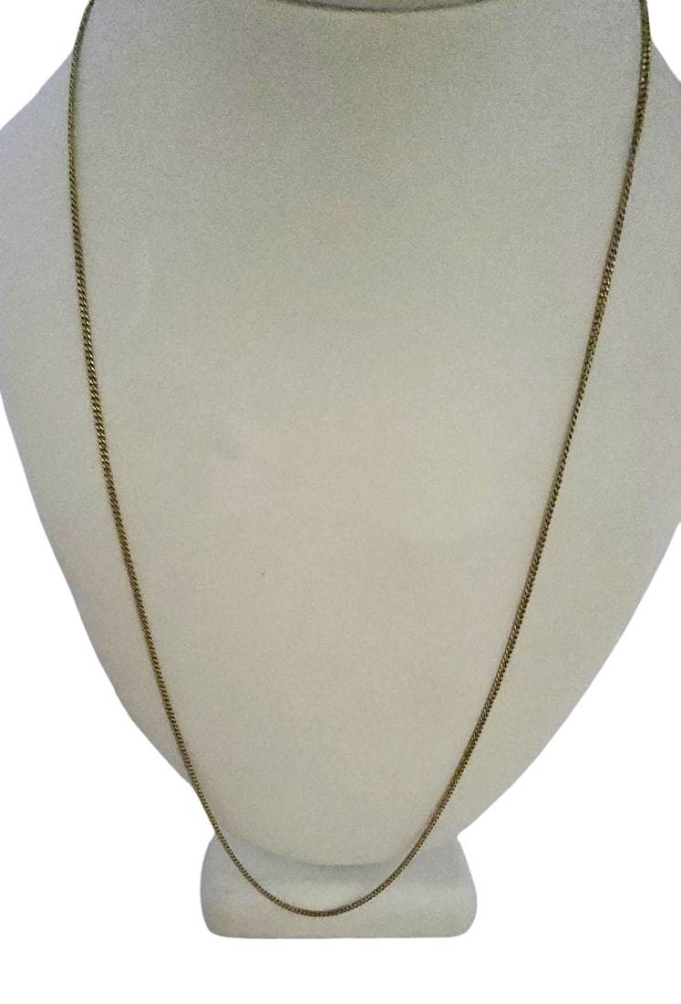 VINTAGE GOLD FILLED 22" DAINTY CHAIN NECKLACE: VINTAGE GOLD FILLED 22" DAINTY CHAIN NECKLACE, IN GOOD CONDITION. WE OFFER IN-HOUSE SHIPPING AS WELL AS LIVE SHIPPING AND LOCAL PICK UP! Please note: In-house shipping is not quoted on the auction. Th