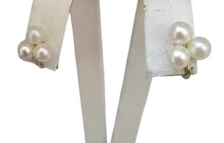 VINTAGE CLOVER PEARL AND 14KT SCREW BACK EARRINGS