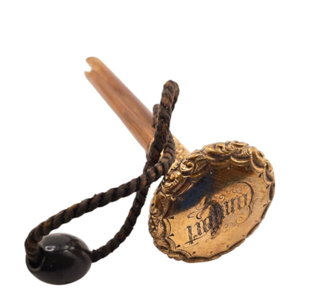 ANTIQUE VICTORIAN GOLD FILLED ELABORATE WALKING STICK HANDLE WITH COMFORT ENGRAVED (1 of 7)