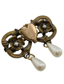 ANTIQUE GOLD FILLED AND BRASS HEART BAR BROOCH WITH FAUX PEARL (GFC310)