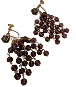 VINTAGE GLASS SCREW BACK CHA CHA EARRINGS