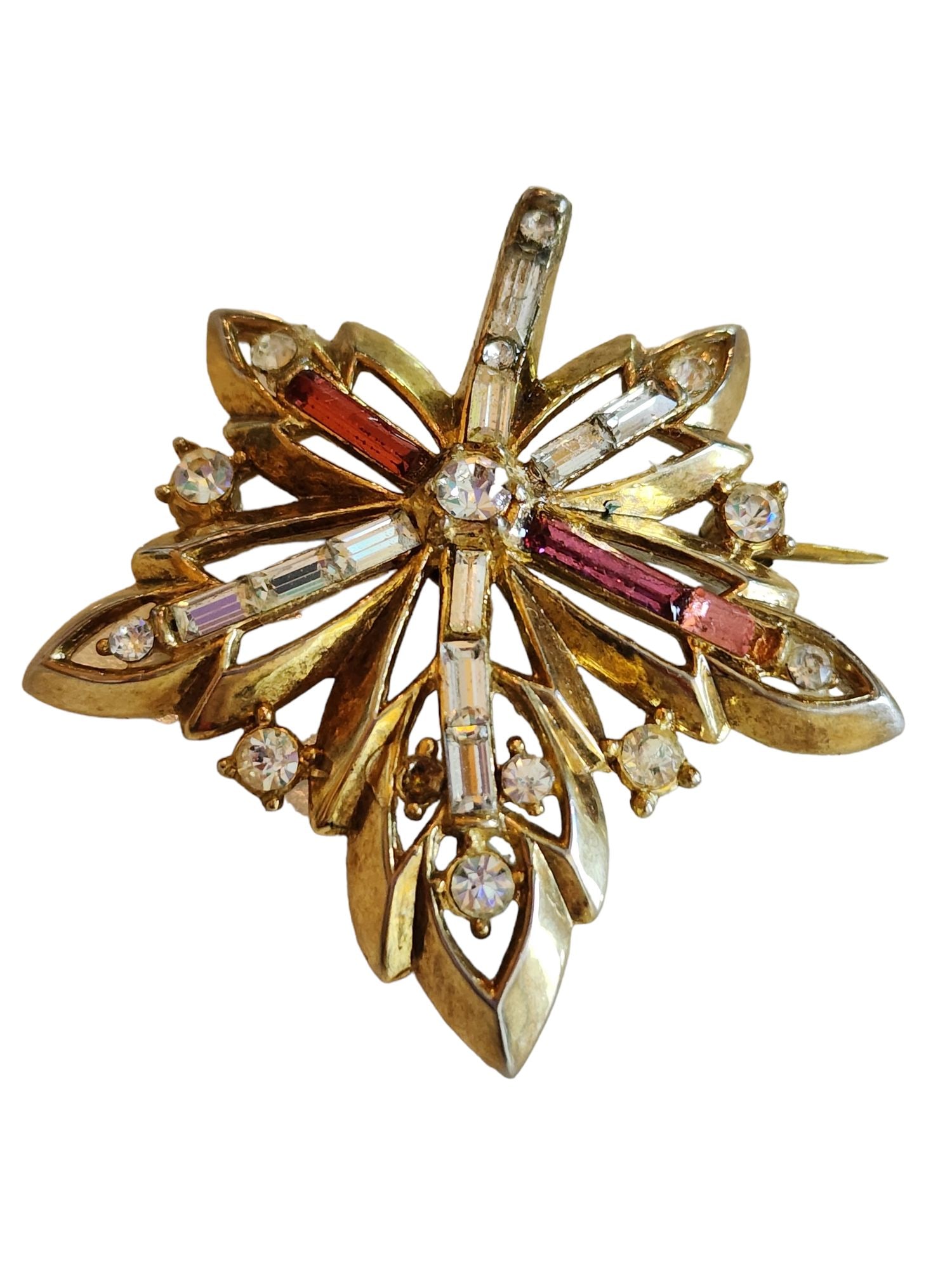 VINTAGE SIGNED TRIFARI MAPLE LEAF BROOCH PENDANT (1 of 5)