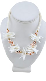 VINTAGE SPIKY SHELL NECKLACE