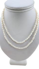 VINTAGE RICE PEARL LOOP OVER NECKLACE