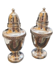 VINTAGE STERLING PAIR OF LIGHTLY WEIGHTED SALT AND PEPPER SHAKERS