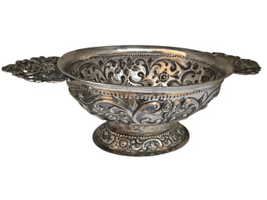 ANTIQUE HALLMARKED ELABORATE CHERUB REPOUSSE PEDASTEL BOWL WITH FANCY HANDLES