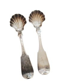 VINTAGE MARKED PURE COIN SHELL SPOONS SET OF 2