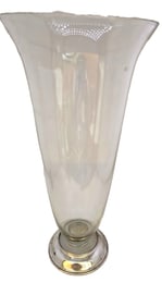 VINTAGE TALL NON WEIGHTED STERLING BASE HURRICANE SHAPED TALL GLASS VASE HALLMARKED