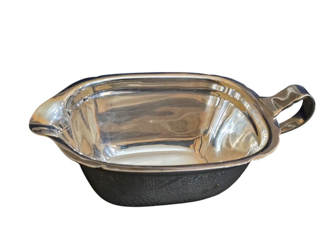 VINTAGE MAYFLOWER REED & BARTON SILVER PLATE GRAVY POORER (1 of 5)