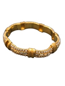 VINTAGE 80S DENICOLA SIGNED PEARL, RHINESTONE, AND GILT HINGED BANGLE BRACELET