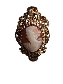 VINTAGE NOS RESIN CAMEO ADJUSTABLE RING