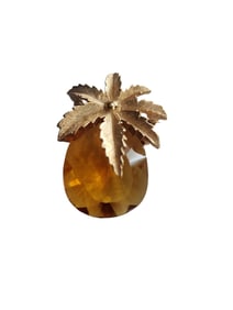 VINTAGE SIGNED SARAH COVENTRY PINEAPPLE GLASS BROOCH OR PENDANT