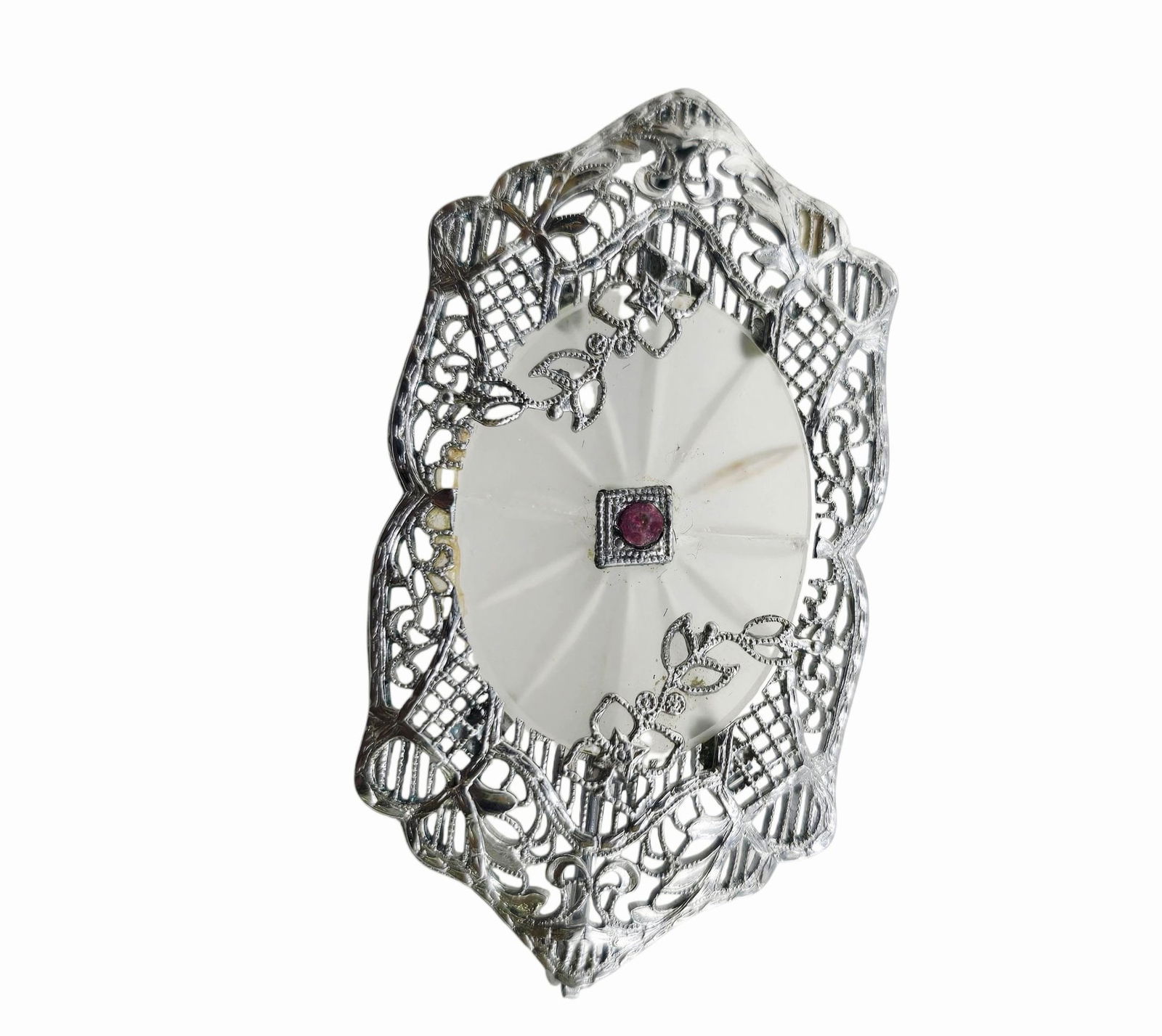 ART DECO CAMPHOR GLASS BROOCH (1 of 3)