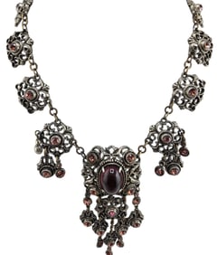 STUNNING ANTIQUE AUSTRO HUNGARIAN STYLE GLASS BIB NECKLACE