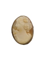 VINTAGE SHELL CAMEO BROOCH/ PENDANT