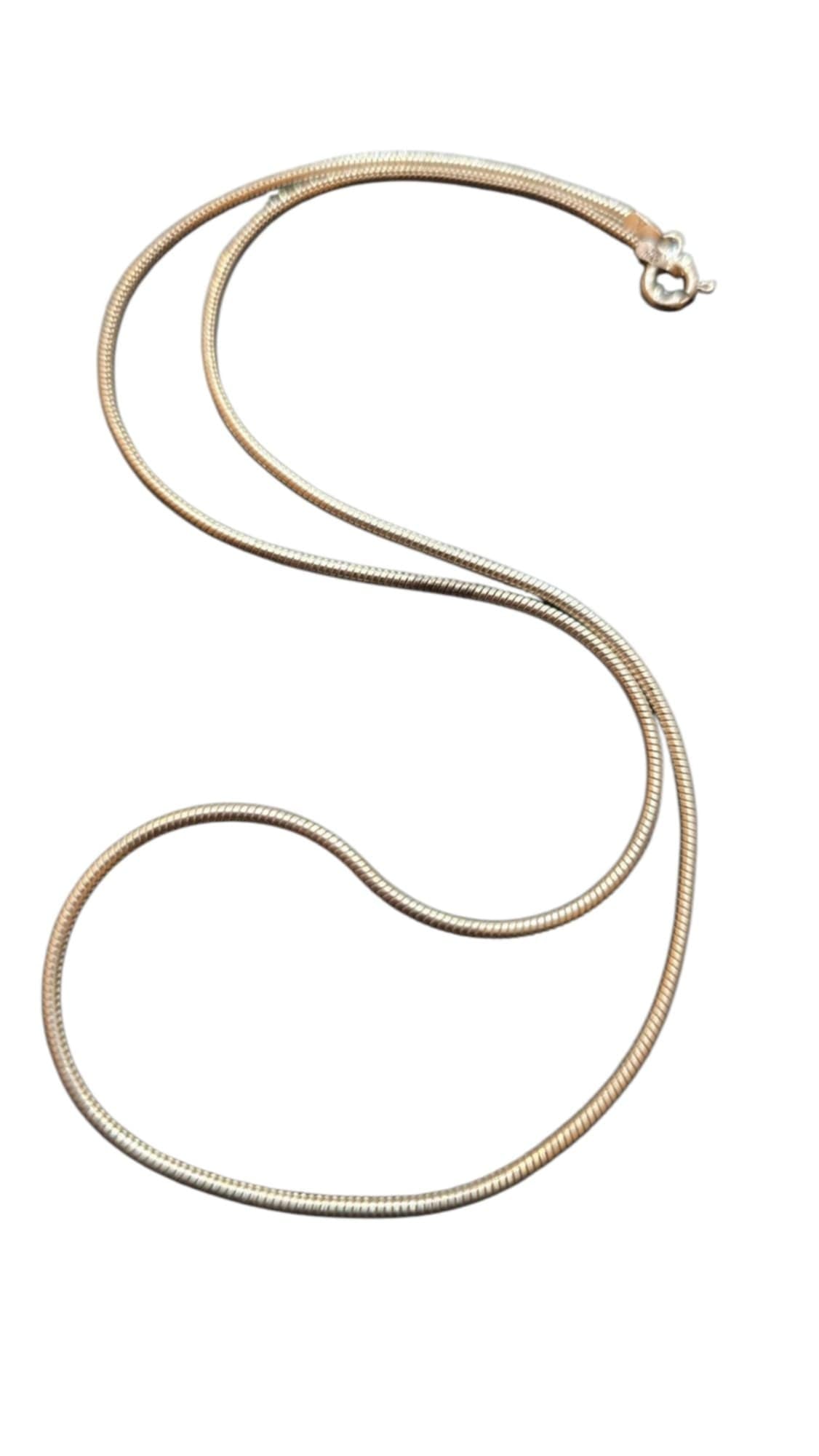 VINTAGE STERLING SNAKE CHAIN NECKLACE: VINTAGE STERLING SNAKE CHAIN NECKLACE. 18". MARKED 925. 8.49 GRAMS.