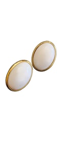 VINTAGE SIGNED TRIFARI ACRYLIC PIERCED EARRINGS