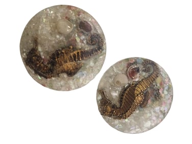 VINTAGE LUCITE CONFETTI SEAHORSE CLIP EARRINGS