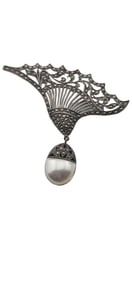 VINTAGE MARKED 925 STERLING MARCASITE AND PEARL LARGE BROOCH